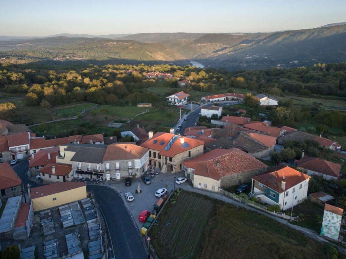 فندق O Balcon Da Ribeira بارادا ديل سيل المظهر الخارجي الصورة